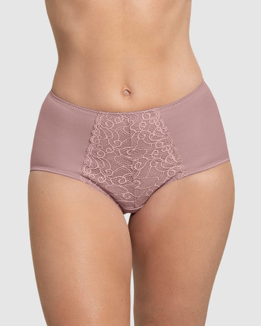 Panty clásico de control suave con toques de encaje en abdomen#color_a20-palo-rosa