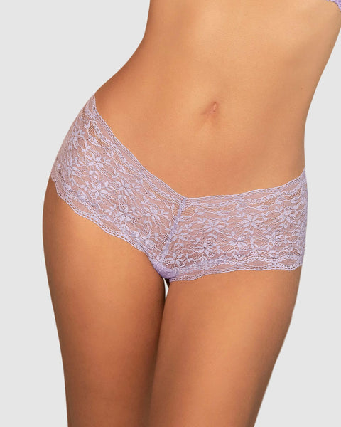 Panty estilo hípster en encaje sexy con refuerzo en algodón#color_410-lila