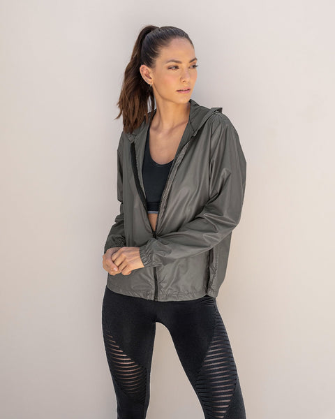 Chaqueta deportiva semi impermeable con capucha#color_720-gris-oscuro