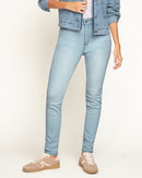 Jeans skinny esenciales para mujer#color_159-hielo