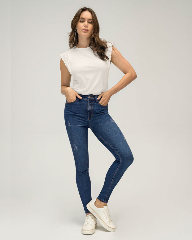 Jeans skinny esenciales para mujer