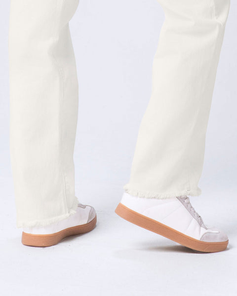 Jean bota recta básico con hilos en contraste#color_000-blanco