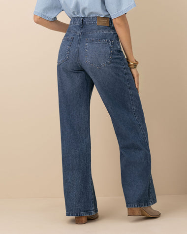 Jean bota ancha con taches decorativos#color_024-azul-oscuro