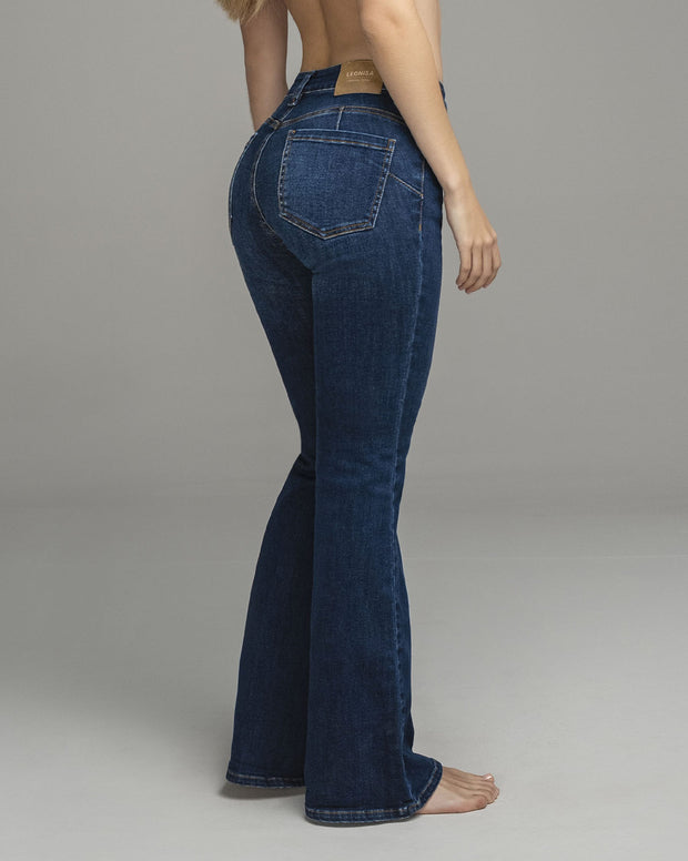 Jean levanta cola bota flare