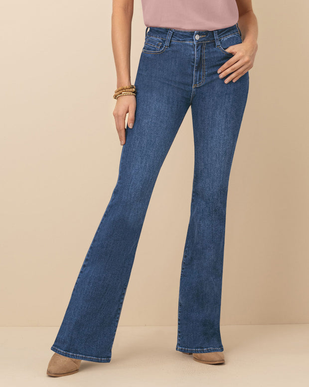 Jean levanta cola bota flare