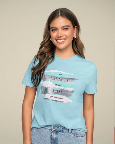 Camiseta manga corta con mensaje en el frente#color_159-azul