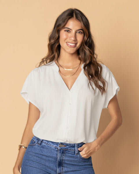 Blusa manga corta con perilla abotonable#color_000-blanco