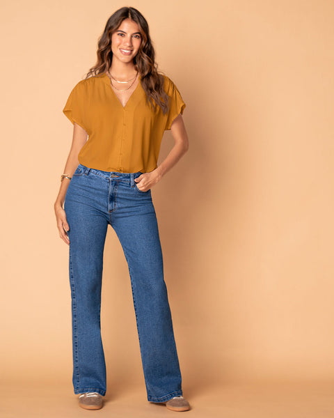 Blusa manga corta con perilla abotonable#color_847-mostaza