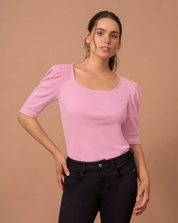 Camiseta manga corta con volumen en hombros y escote cuadrado#color_386-rosado