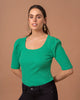 Camiseta manga corta con volumen en hombros y escote cuadrado#color_699-verde
