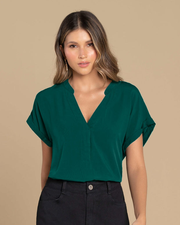 Blusa manga corta con cuello en v#color_601-verde-azul
