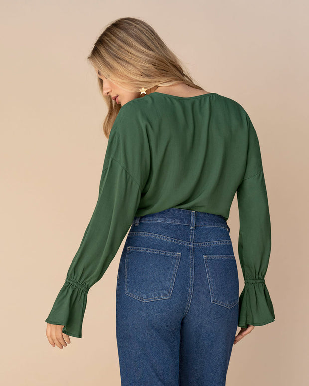 Blusa manga larga con escote en v y puños con elásticos#color_601-verde-oliva-claro