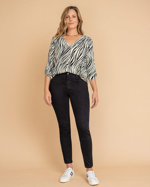 Blusa manga 3/4 con charretera no funcional#color_008-cebra