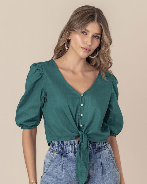 Blusa manga corta tipo crop con detalle de anudado en frente#color_063-verde-azul