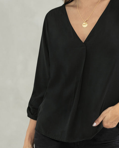 Blusa manga 3/4 con charretera en puños#color_700-negro