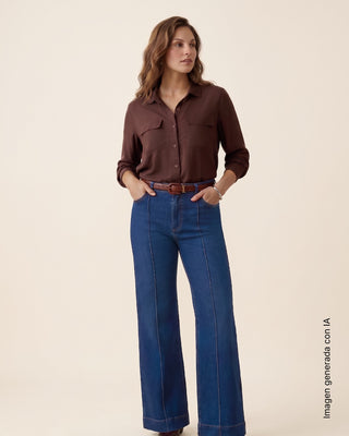 Blusa liviana manga larga con bolsillos#color_c24-cafe