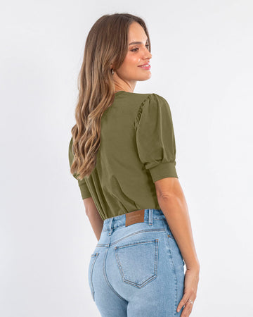 Camiseta manga corta con efecto volumen#color_c48-oliva