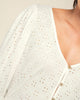 Camiseta manga larga con escote en V y perilla funcional#color_018-marfil