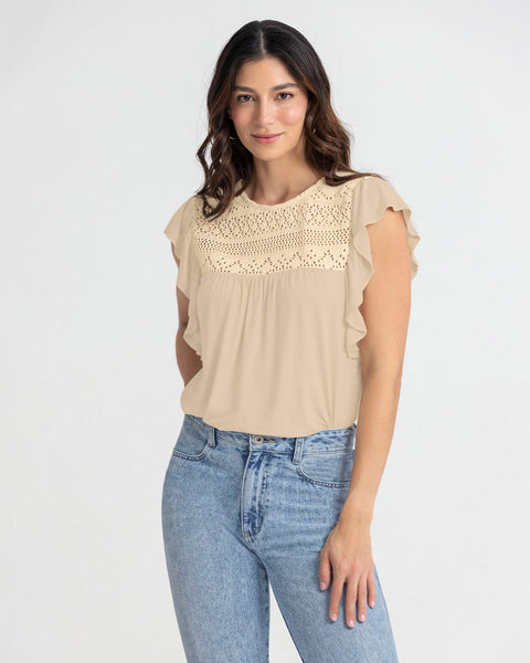 Blusa manga corta con detalle tipo crochet en frente#color_084-arena