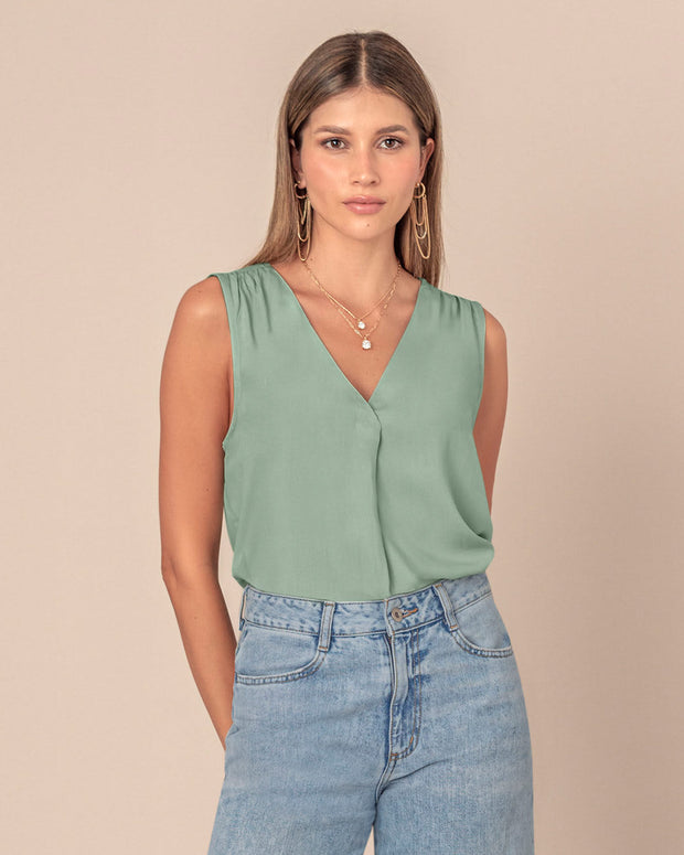 Blusa manga sisa escote en V con detalle sobrepuesto