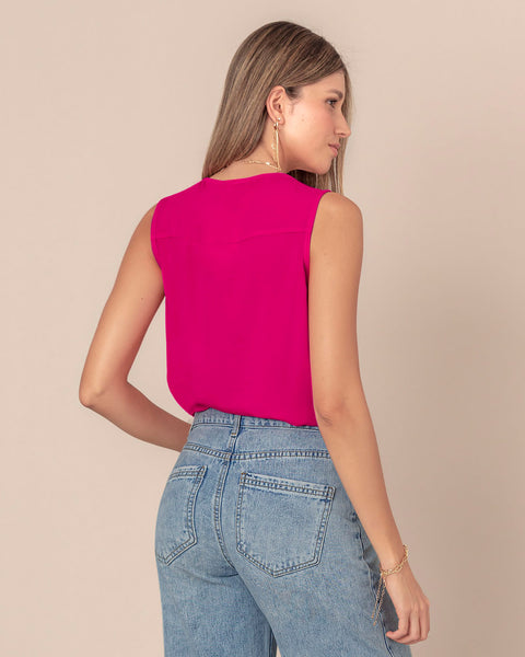 Blusa manga sisa escote en V con detalle sobrepuesto#color_316-fucsia