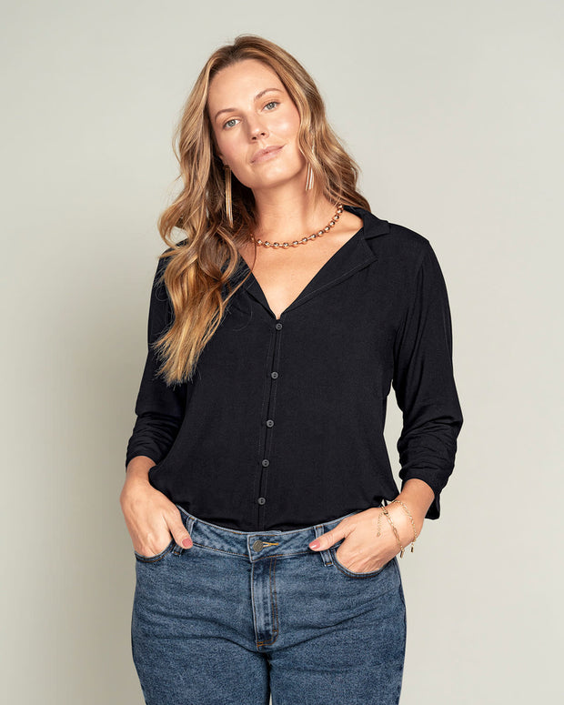 Blusa 3/4 de escote con solapas