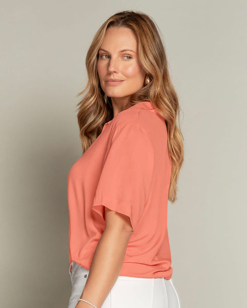 Blusa cuello sport de silueta amplia#color_180-rosa