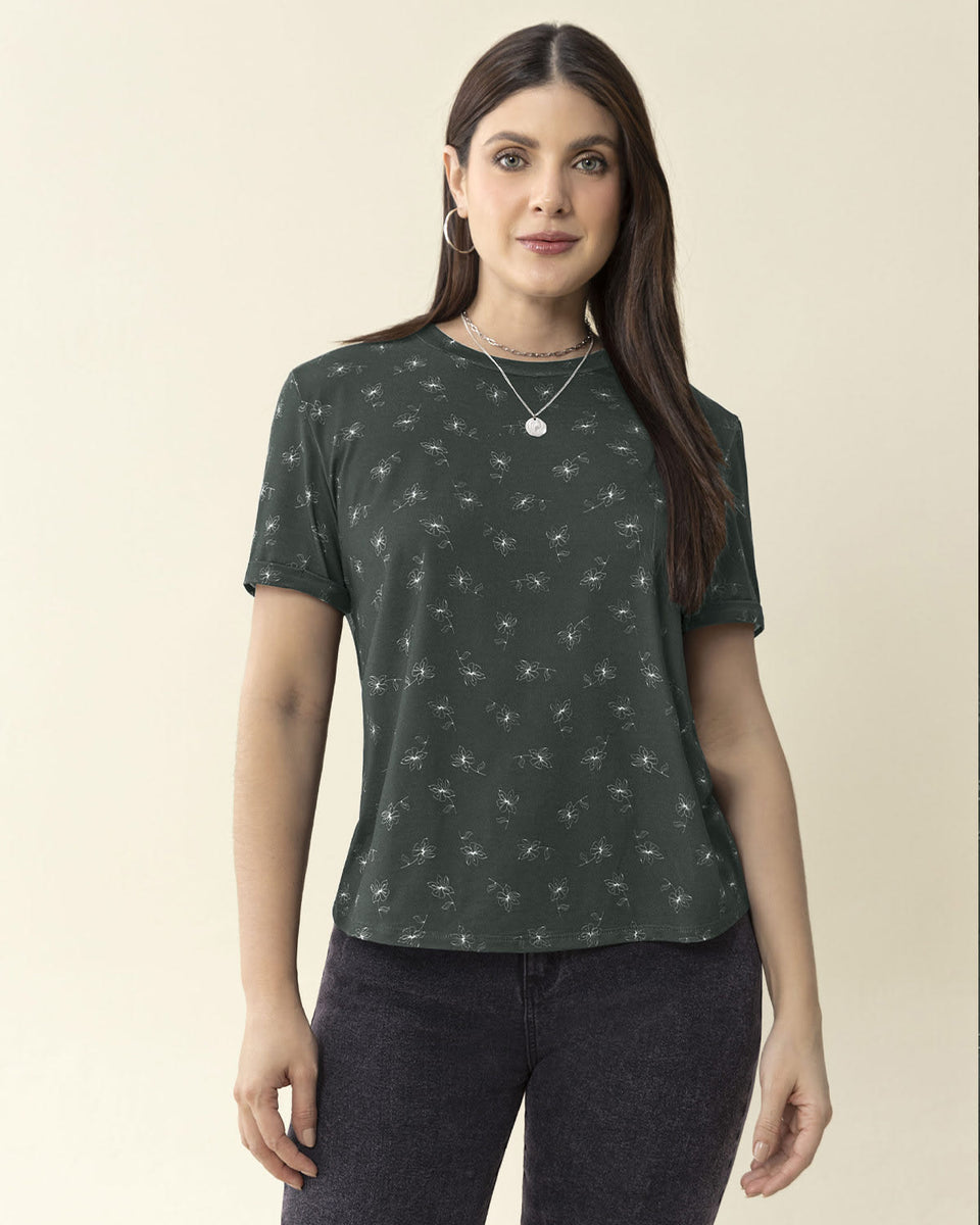 Camiseta manga corta estampada con dobladillo en manga