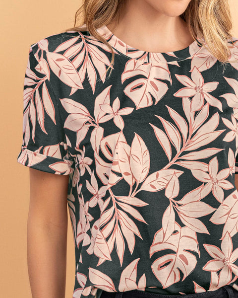 Camiseta manga corta estampada con dobladillo en manga#color_496-hojas