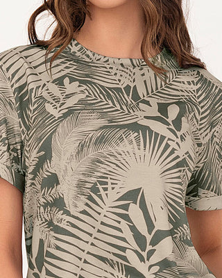 Camiseta manga corta estampada con dobladillo en manga#color_744-hojas