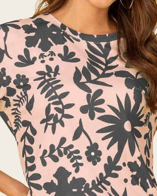 Camiseta manga corta estampada con dobladillo en manga#color_818-botanico