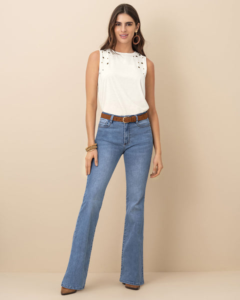 Camiseta con taches y ojaletes en sisa#color_018-marfil
