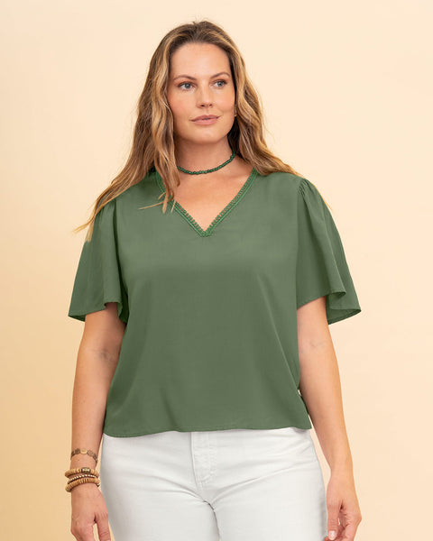 Camiseta manga corta de cuello en V con detalle en borde#color_068-verde-sage