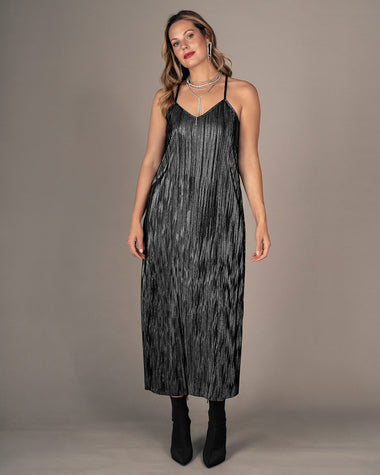 Vestido largo con acabado brillante#color_700-negro