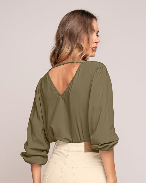 Blusa de mangas con volumen#color_601-verde