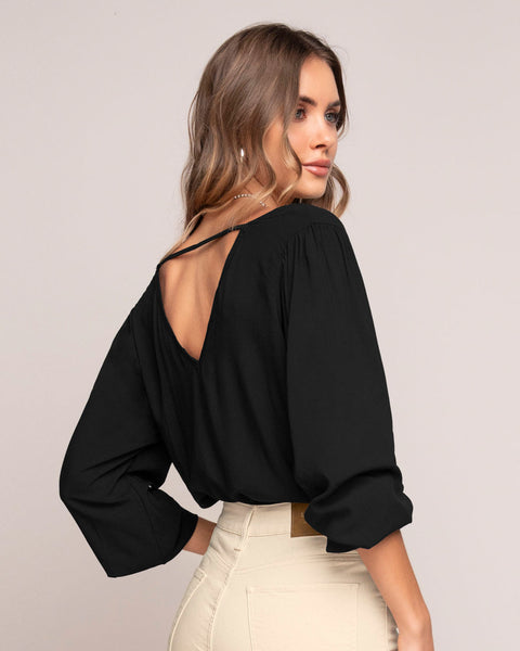 Blusa de mangas con volumen#color_700-negro