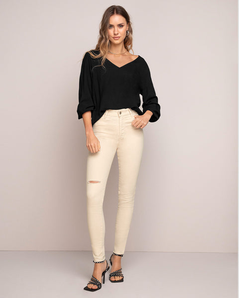 Blusa de mangas con volumen#color_700-negro