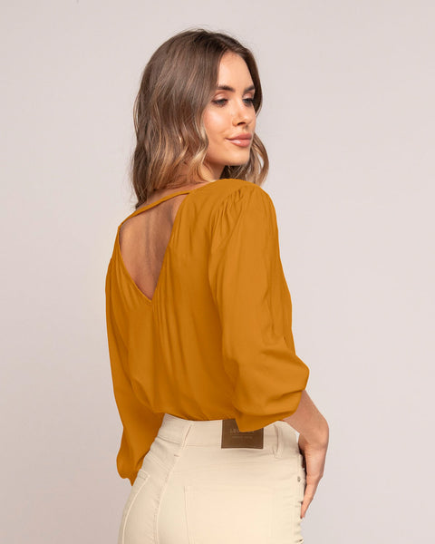 Blusa de mangas con volumen#color_847-mostaza