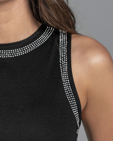 Camiseta manga sisa con detalles con brillo#color_700-negro