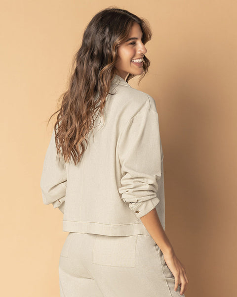 Chaqueta elaborada en tela tipo lino#color_084-arena-claro