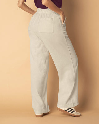 Pantalón con fajón con costuras decorativas en contraste#color_084-arena-claro