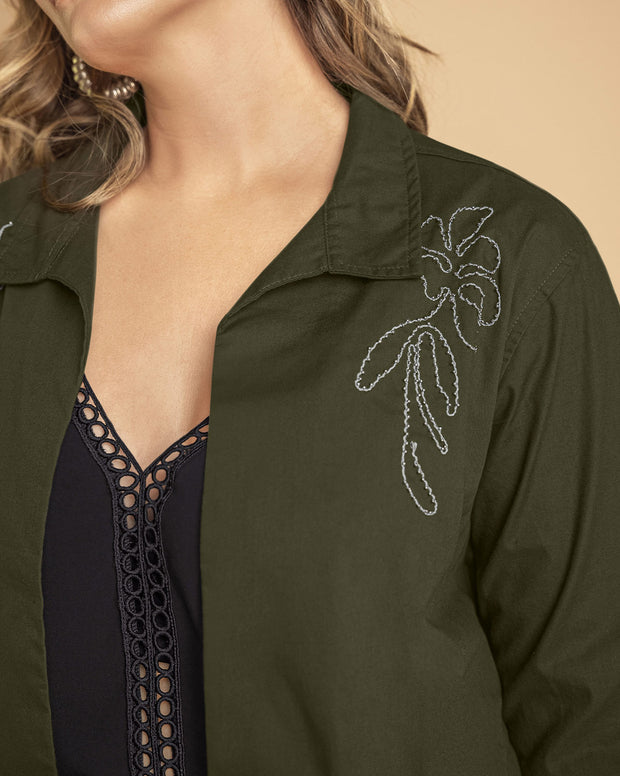 Chaqueta manga larga abierta con detalle bordado