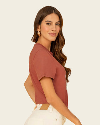 Camiseta manga corta en algodón con estampado en frente#color_221-terracota