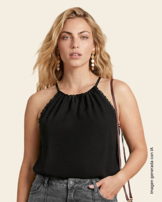 Blusa cuello halter en tela craquelada#color_700-negro