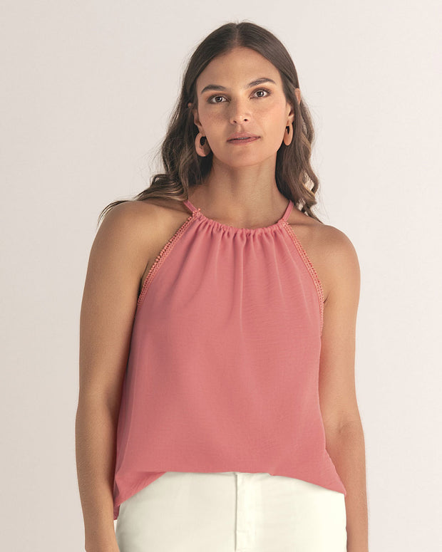 Blusa cuello halter en tela craquelada