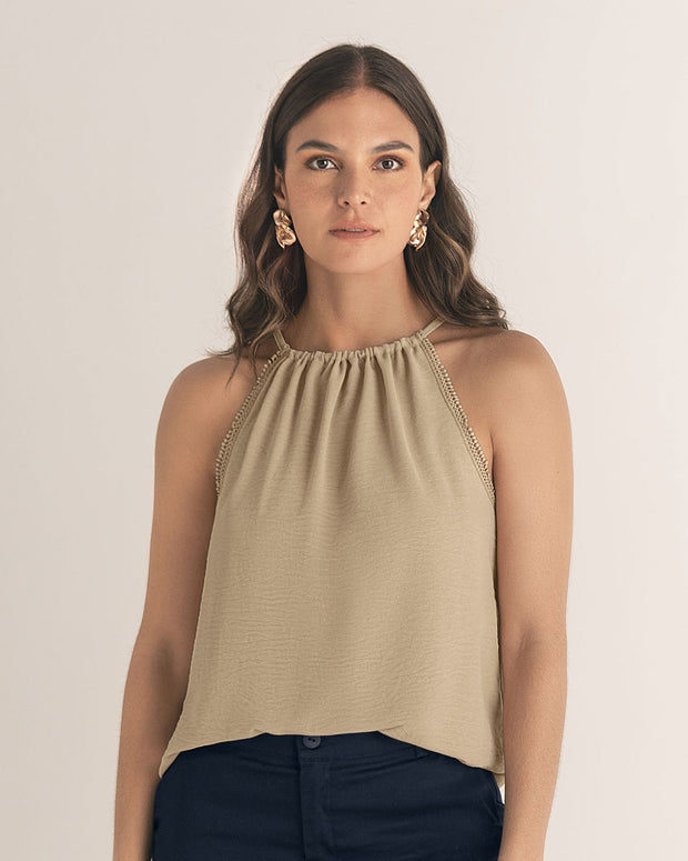 Blusa cuello halter en tela craquelada