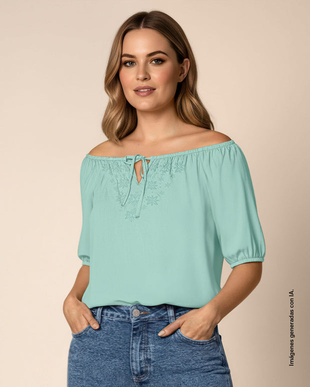 Blusa manga corta con cuello elástico