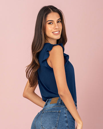 Camiseta con taches en cuello y sisa#color_c41-azul