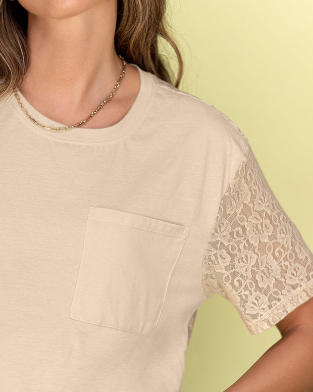 Camiseta con mangas y espalda en encaje