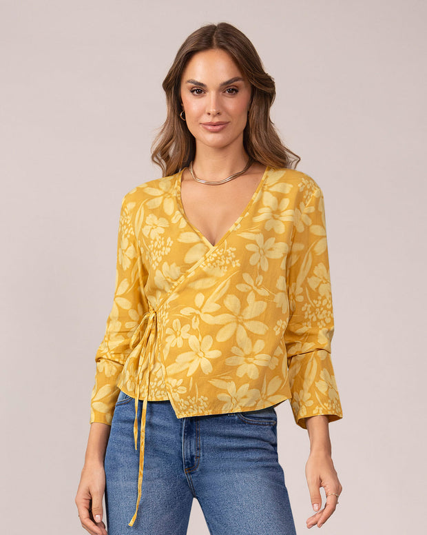 Blusa manga larga de diseño cruzado en frente